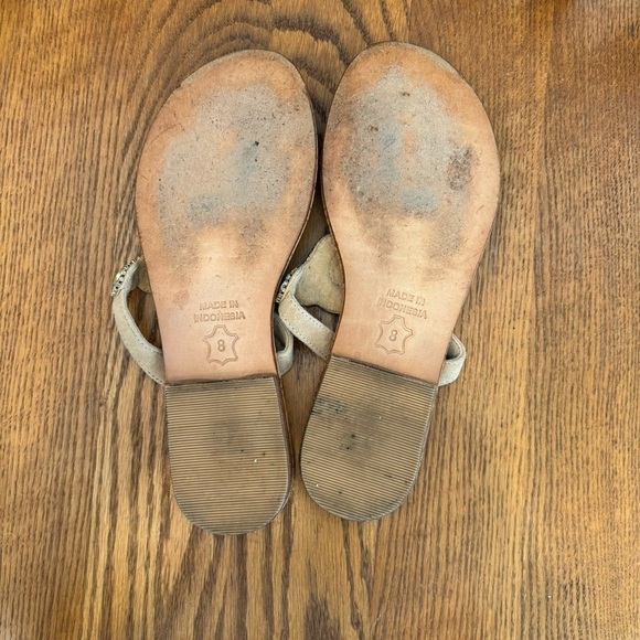 Tommy Bahama Cork, Rhinestone, Abalone Shell, Turquoise, Gold Thongs, Sandals, 8 - Picture 7 of 8